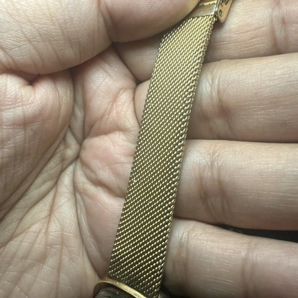 Working VTG Timex Electronic Tigers Eye Dial Cellini Style Gold Tone Watch 29mm